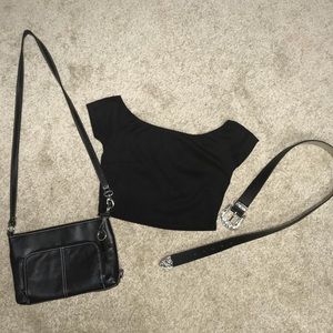 FOREVER 21 black off the shoulder crop top
